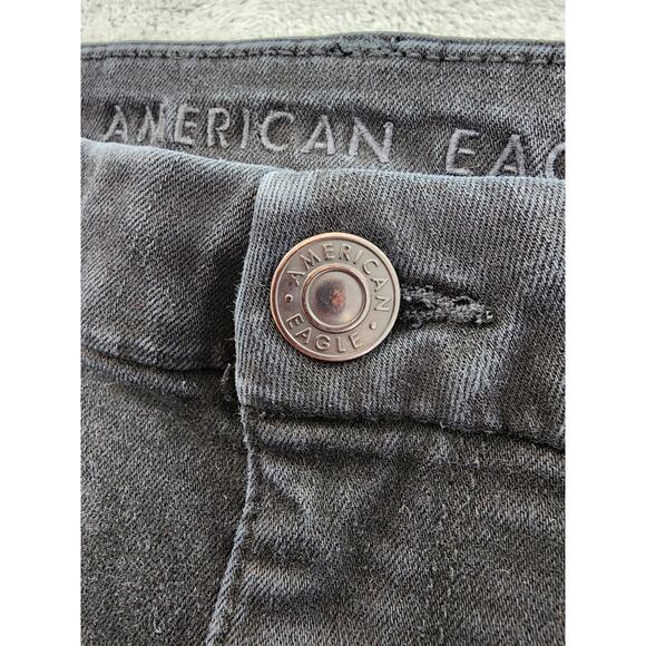 American Eagle Next Level Stretch Curvy Hi-Rise Jegging Size 8 Black Distressed - Picture 2 of 16